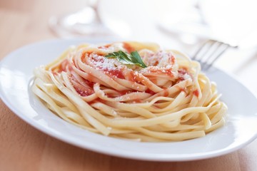 Bavette Pasta with tomato sauce