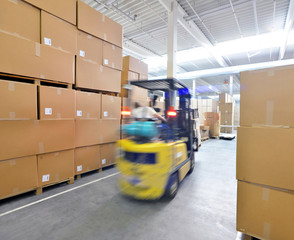 Naklejka premium Gabelstapler Logistik // logistics