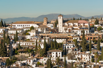 Fototapeta na wymiar San Nicolas church in Moorish Albaicin district of Granada