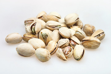 many salted pistachio nuts