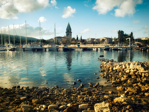 Osor port