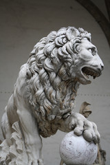 Naklejka premium Lion from the Loggia Lanzi in Florence