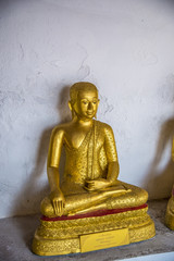 Sitting Golden Buddha statue in the Thai Temple3