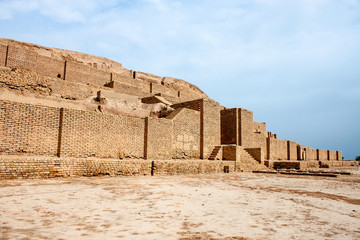 Zikkurat Choqa Zanbil, Iran