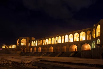 Photo sur Plexiglas Pont Khadjou Vue nocturne du pont Khajoo à Ispahan, Iran