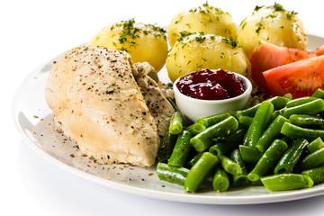 Roasted chicken fillet and vegetables