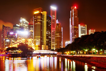Fototapeta na wymiar Night in Singapore