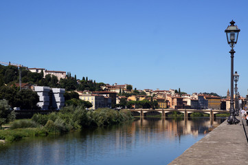 Pont sur l'Arno à Florence