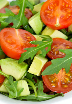 rugula avocado and tomato salad