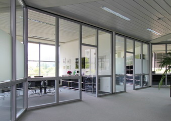 gläserne Büros