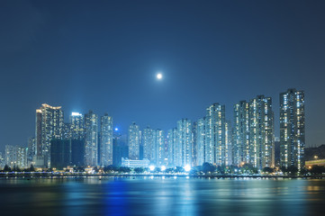 Obraz na płótnie Canvas Moon over Hong Kong City