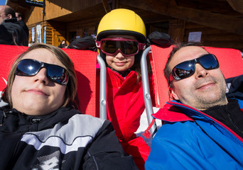 détente en famille au ski