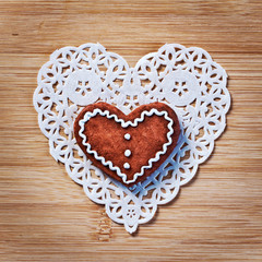 Napperon et gâteau forme coeur