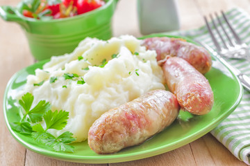 Mashed potato with sausages