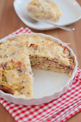 Überbackene Schinkenfleckerl