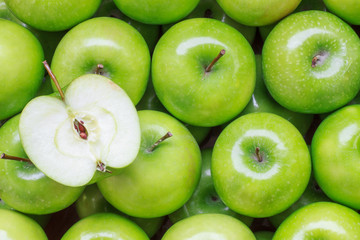 Green apples fresh from the farm be appetizing