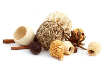 Pot-Pourri - Fruits, nuts and bark dry