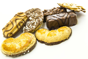 almond butter and plain biscuits with milk & dark chocolate