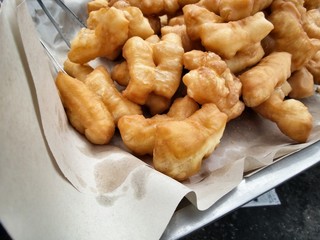 Deep-fried dough stick
