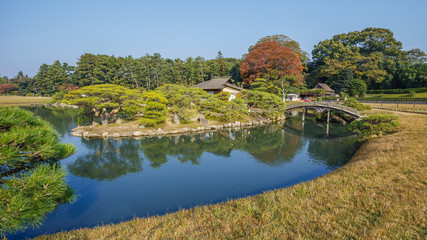 Fototapeta premium Sawa-no-ike Pond at Koraku-en garden in Okayama
