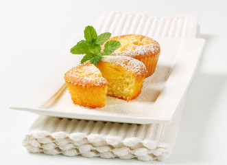 Pudding filled cupcakes