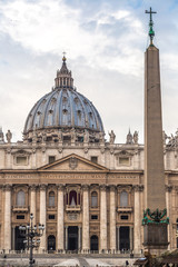 Obraz premium St. Peter's Basilica in Vatican City in Rome, Italy.