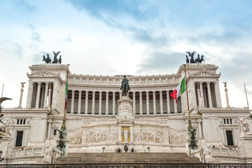 Fototapeta na wymiar Equestrian monument to Victor Emmanuel II near Vittoriano in Rom