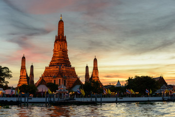 Naklejka premium Wat Arun III