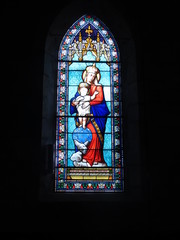 Marsilly - Vitrail XIXe siècle Notre-Dame des Victoires