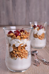 Cottage cheese and granola