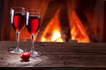 Wine glasses and a heart.