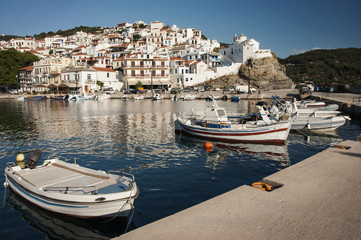 Fototapeta na wymiar Skopelos town panorama