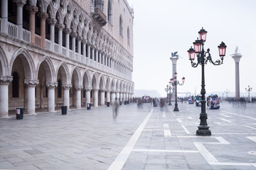 Obraz premium Markusplatz in Venedig