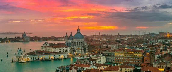 Deurstickers Uitzicht op de Basilica di Santa Maria della Salute, Venetië, Italië © Sergii Figurnyi