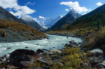 Mountain Altai. The river Akkem, a kind on the White whale