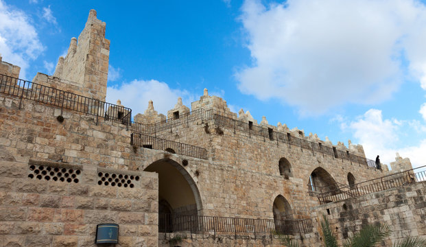 Part of wall of Jerusalem near Shkhem gate