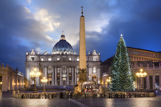 Fototapeta Basilique Saint-pierre de Rome à Noël