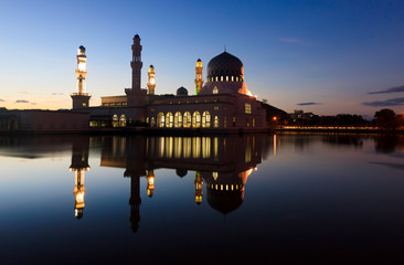 Kota Kinabalu mosque at dusk in Sabah, Borneo, Malaysia
