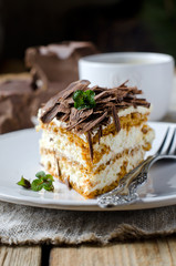 Sponge cake with cream and chocolate