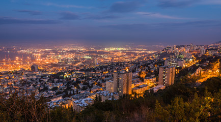 Fototapeta premium Haifa view at sunset