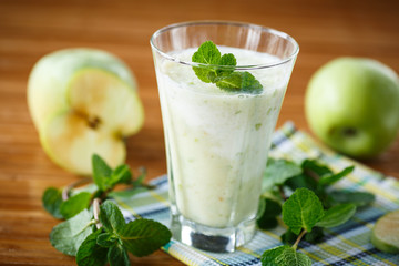 apple smoothie