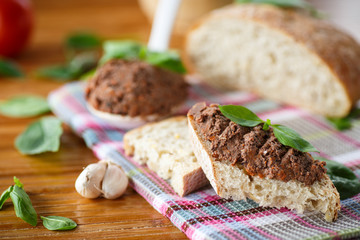 pate with bread