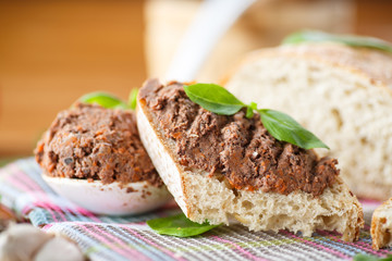 pate with bread
