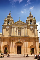 Fototapeta na wymiar St. Pauls Cathedral in Mdina, Malta.