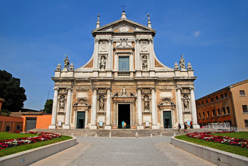 Fototapeta na wymiar Włochy Ravenna Saint Mary w Porto bazyliki