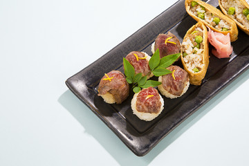 松阪牛の手まり寿司・そぼろ稲荷寿司