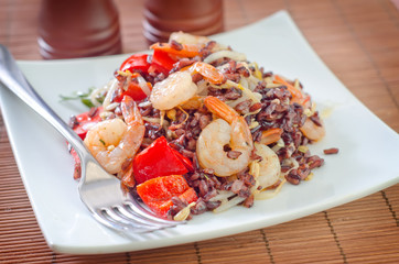 fried rice with shrimps