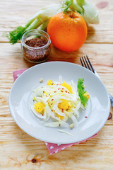 light salad of fennel and citrus