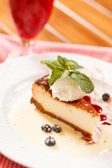 cheesecake with ice cream