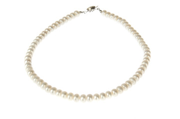 Elegant white pearl necklace